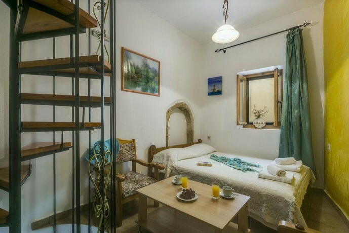Ifigenia Rooms Studios and Suites Chania